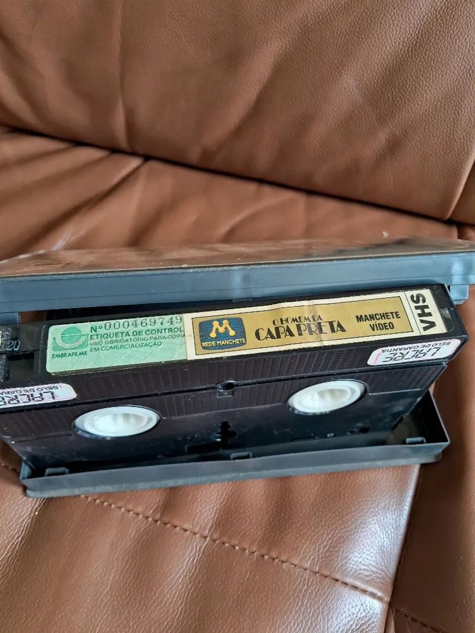 Filme vhs o homem da capa preta - Foto 4