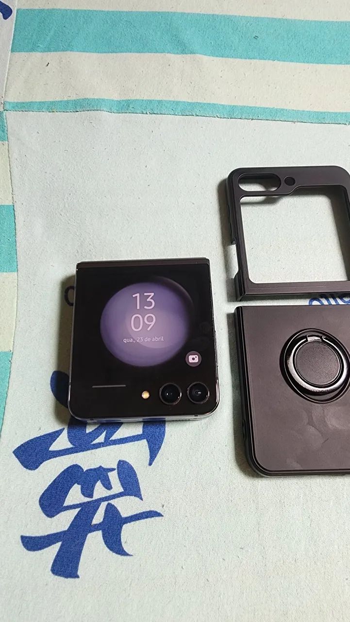 Galaxy z flip5 512 Gb 8 de Ram