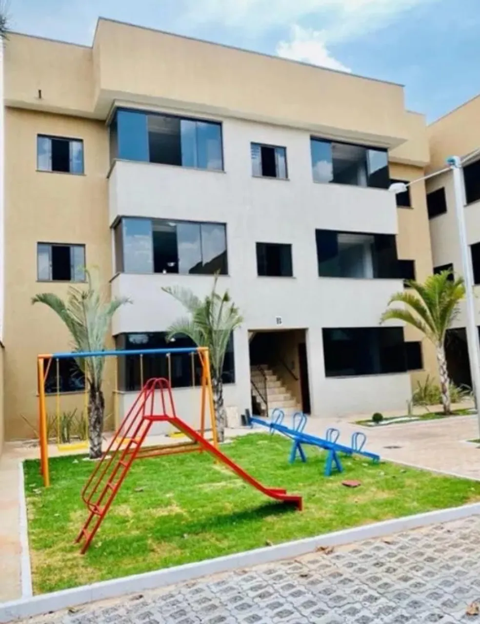 Alugo lindo apartamento no Setor 8 Ag. Lindas