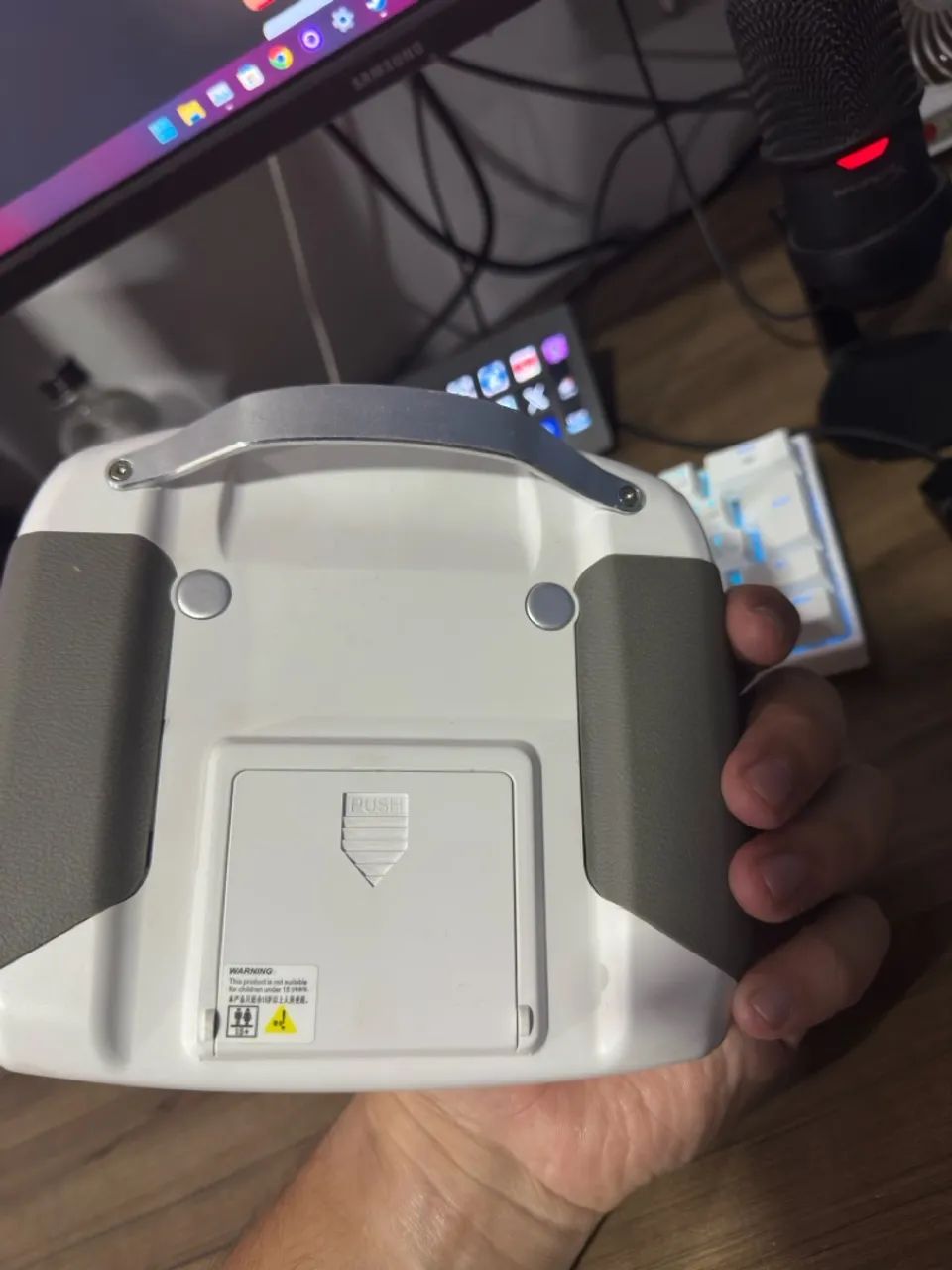 Rádio FlySky FS-i6S 6-canais - Foto 5