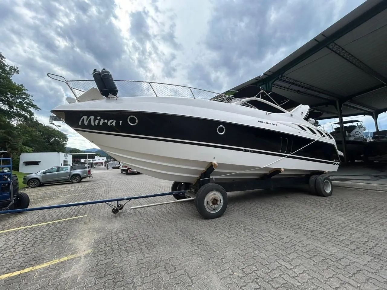 Phantom 360 - 2008 x2 Mercruiser 320 HP ñ Focker Triton Armada Cimitarra Real