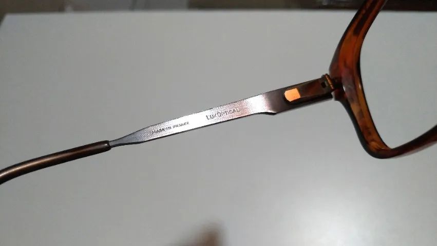 Armação LuxOptical em acetato e metal - Foto 3