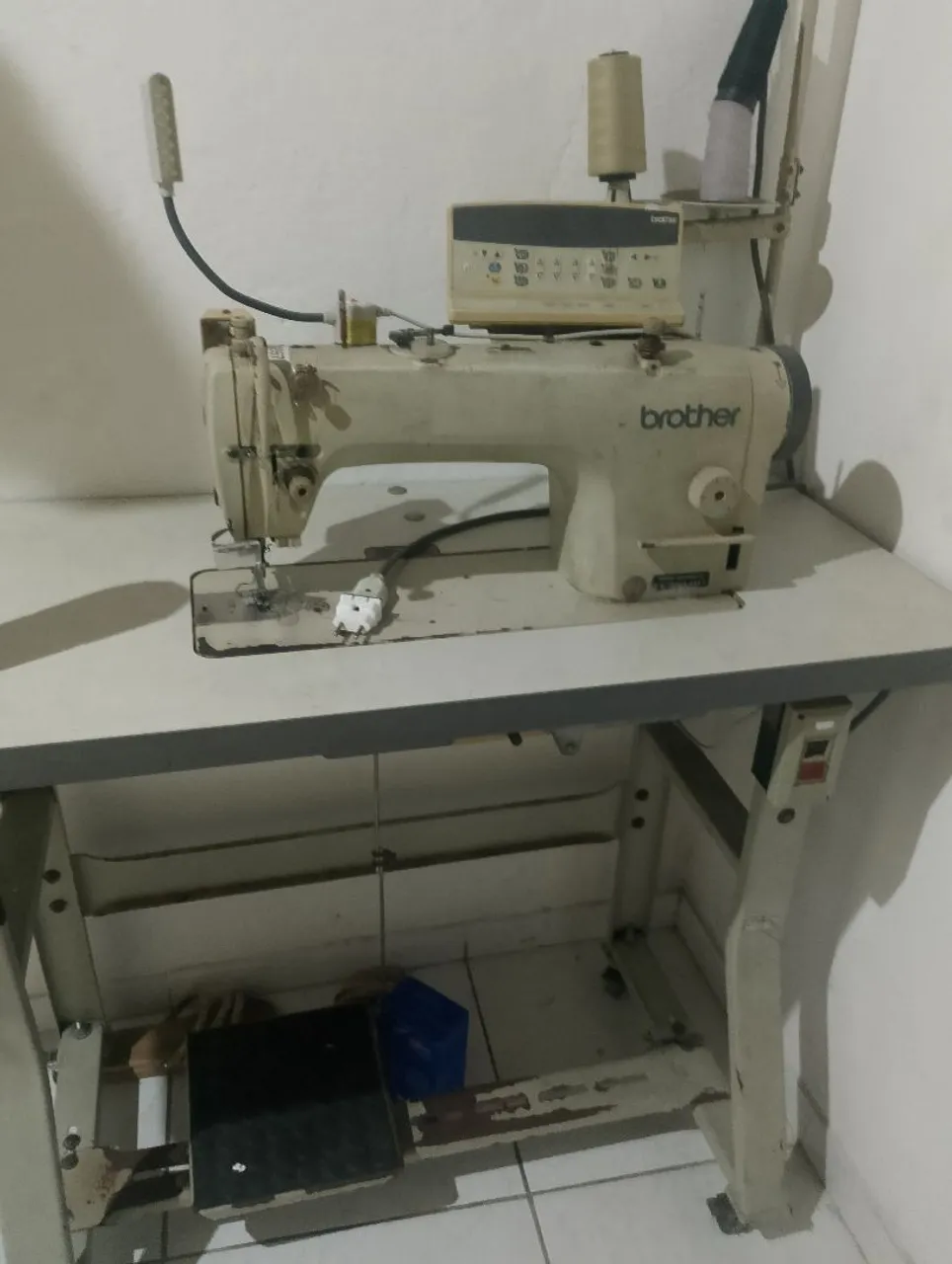 Máquina de Costura Industrial Brother