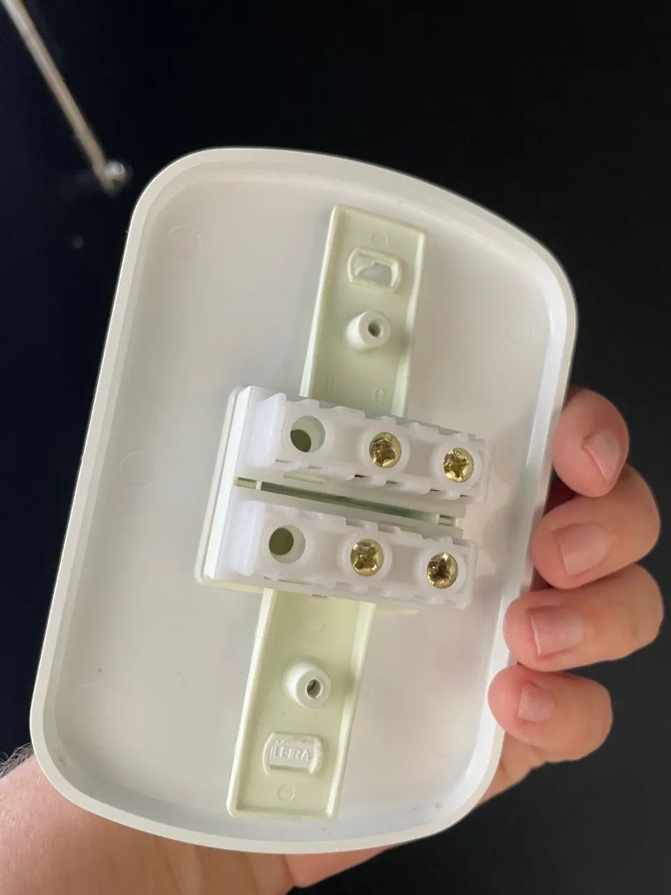 Interruptor Duplo para Instalações Elétricas - Foto 2