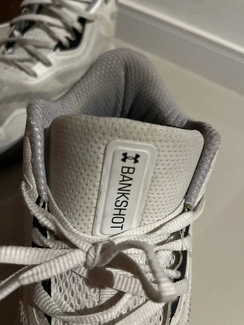 TÊNIS DE BASQUETE DA UNDER ARMOUR - Foto 3