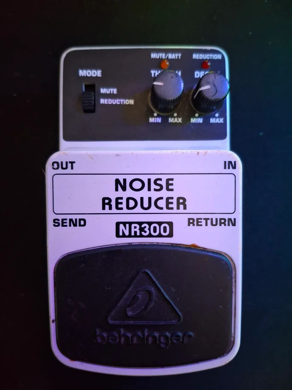 Noise Reducer Behringer NR300