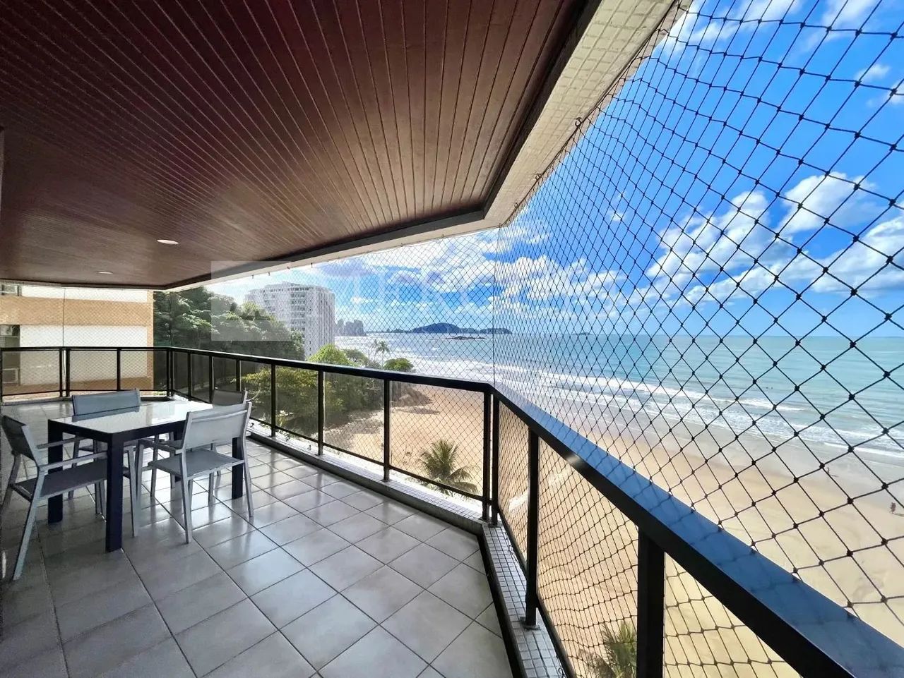 Apartamento no Guarujá, Jardim Astúrias, Vista Mar, 4 Quartos