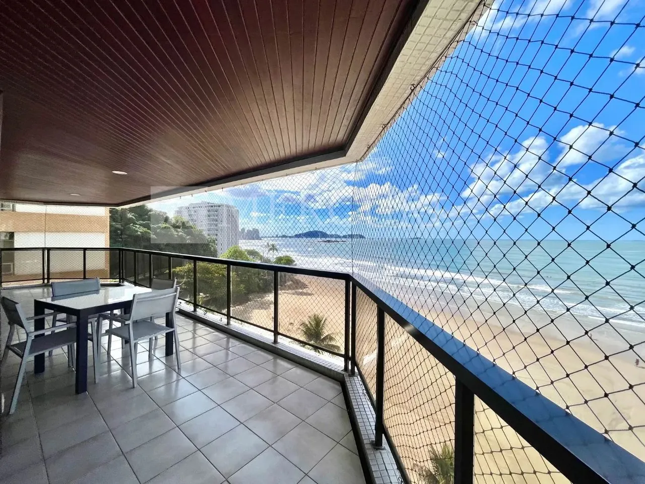 Apartamento no Guarujá, Jardim Astúrias, Vista Mar, 4 Quartos