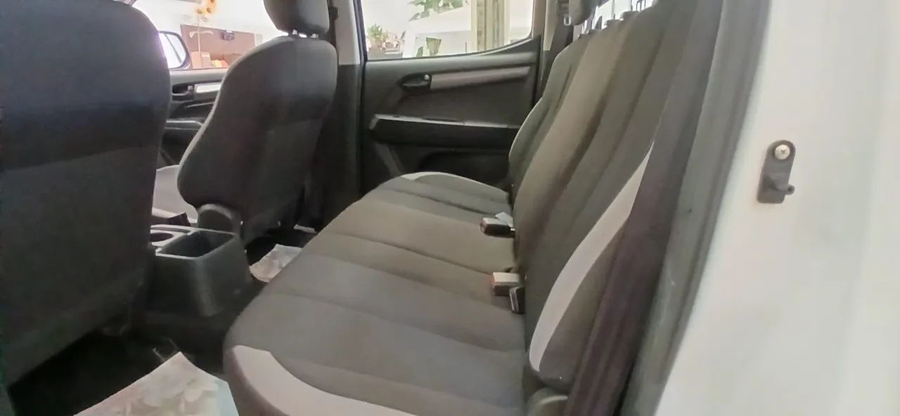 Chevrolet S10 Pick-up LS 2.8 TDI 4X4 CD Dies. Mec. 2024 - Foto 6