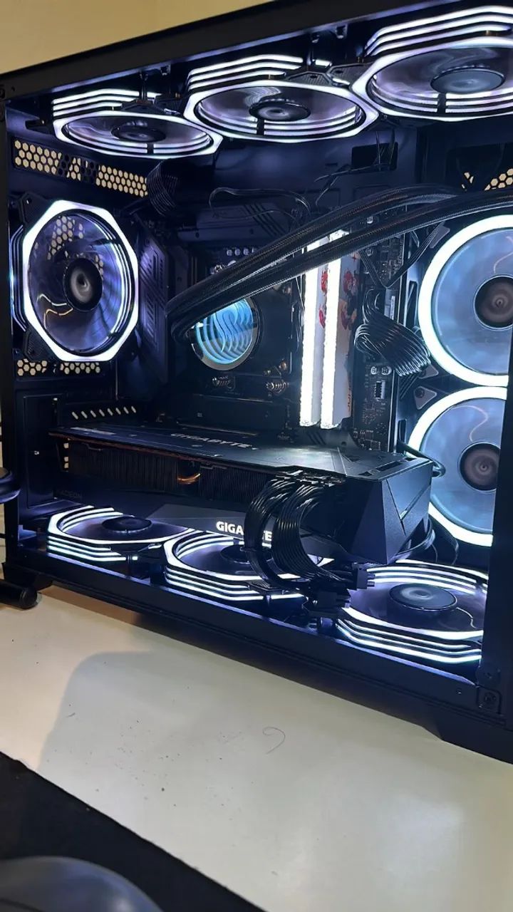 Placa de Vídeo - Gigabyte Radeon RX 6800 XT Gaming OC, 16GB, GDDR6 - Foto 5