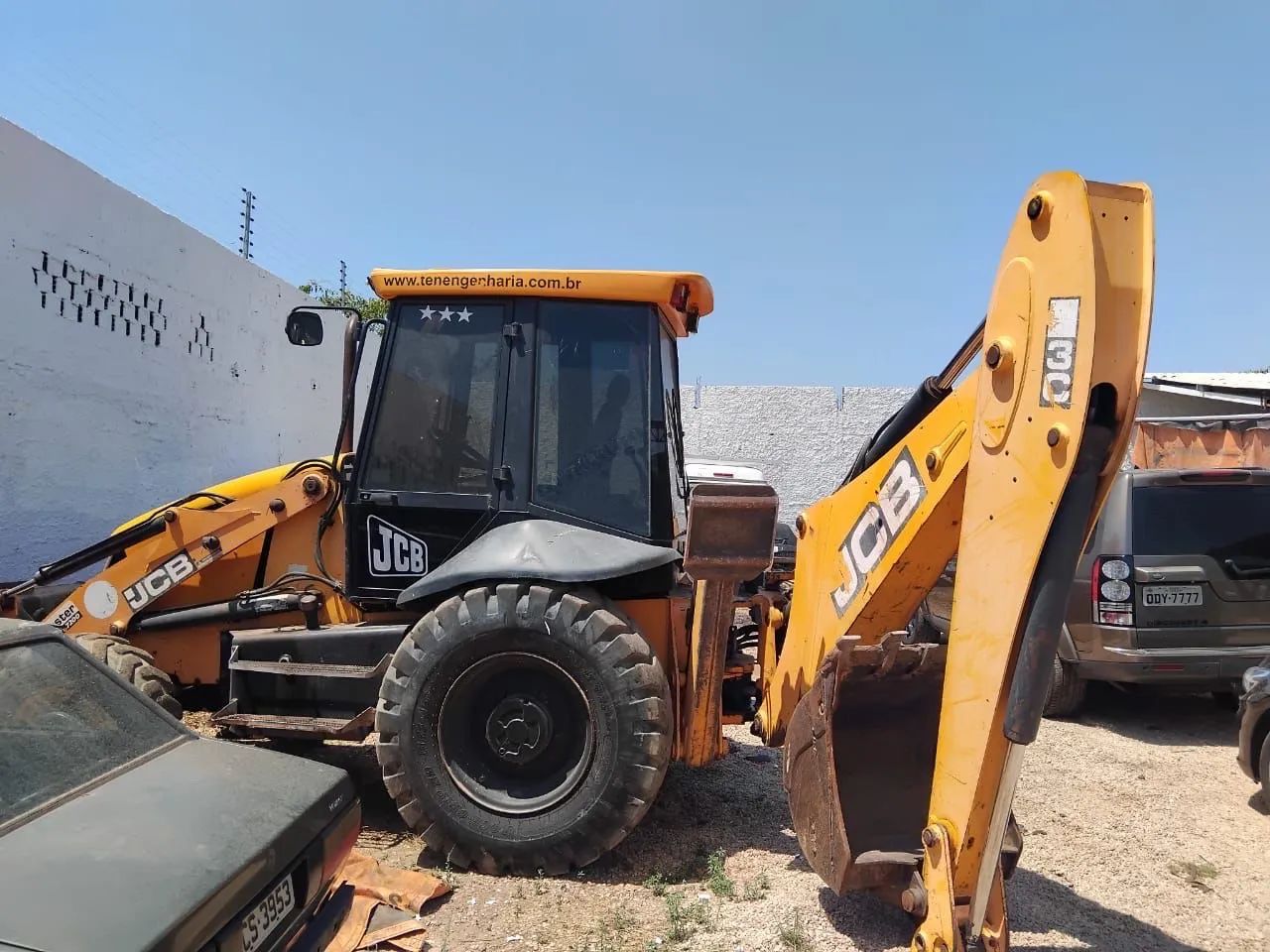 Retroescavadeira JCB 3C