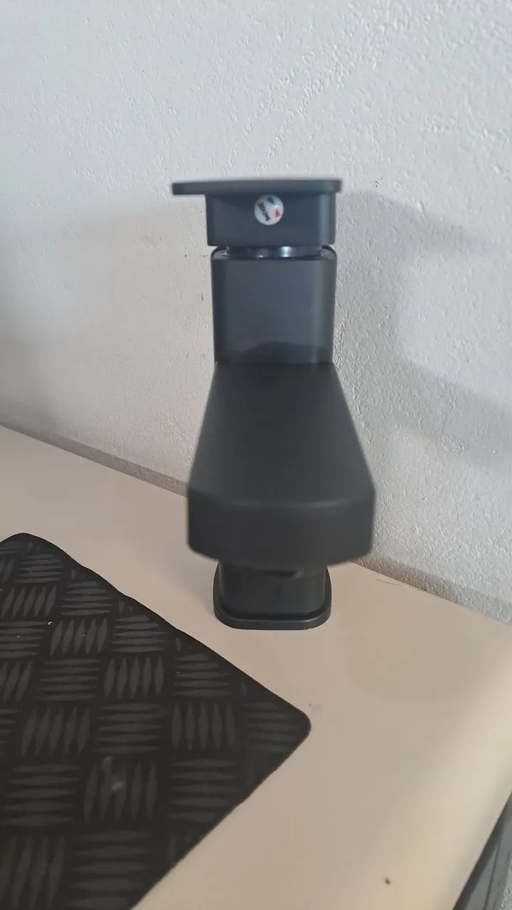 Bathroom sink faucet64242720441857122