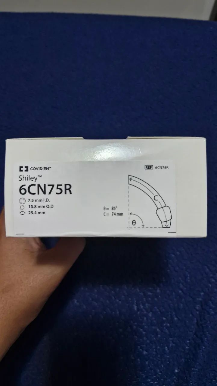 Traqueostomia Flexíveis Shiley 6CN75R 7,5 mm - Foto 3