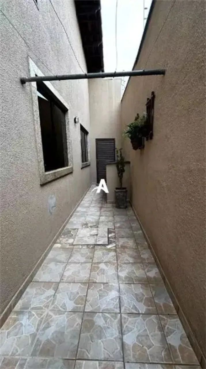Casa com 280m² 4 quartos à venda no Segismundo Pereira - Foto 2