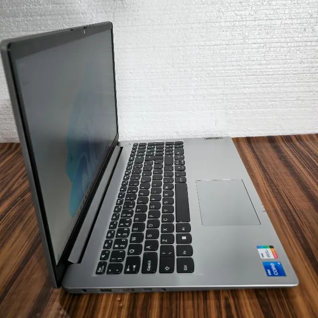 Notebook Lenovo IdeaPad 1 i5-1235U 1.3GHz 12GB DDR4 512GB NvMe 15.6" HD Gar. Lenovo 10/25 - Foto 4