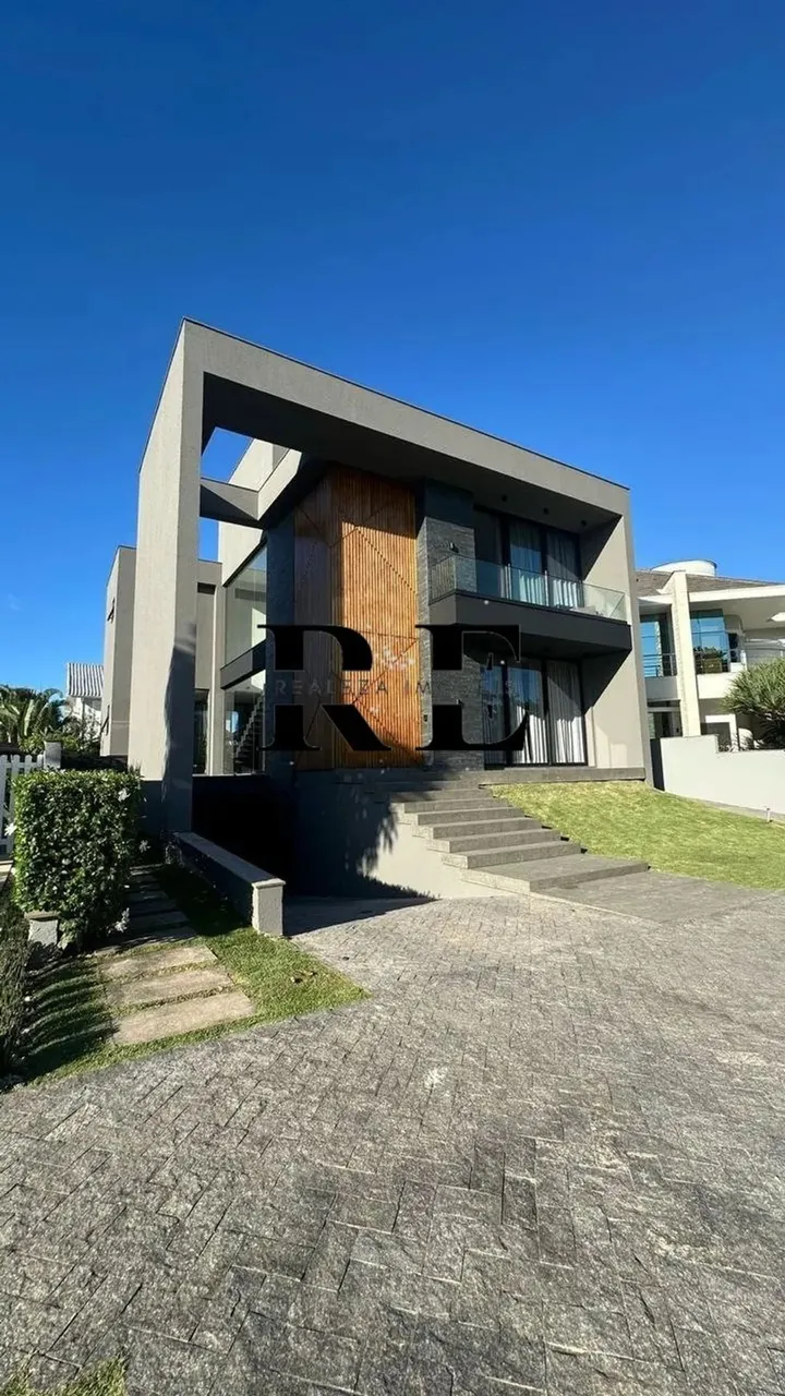 Casa para Aluguel em Jurerê Internacional