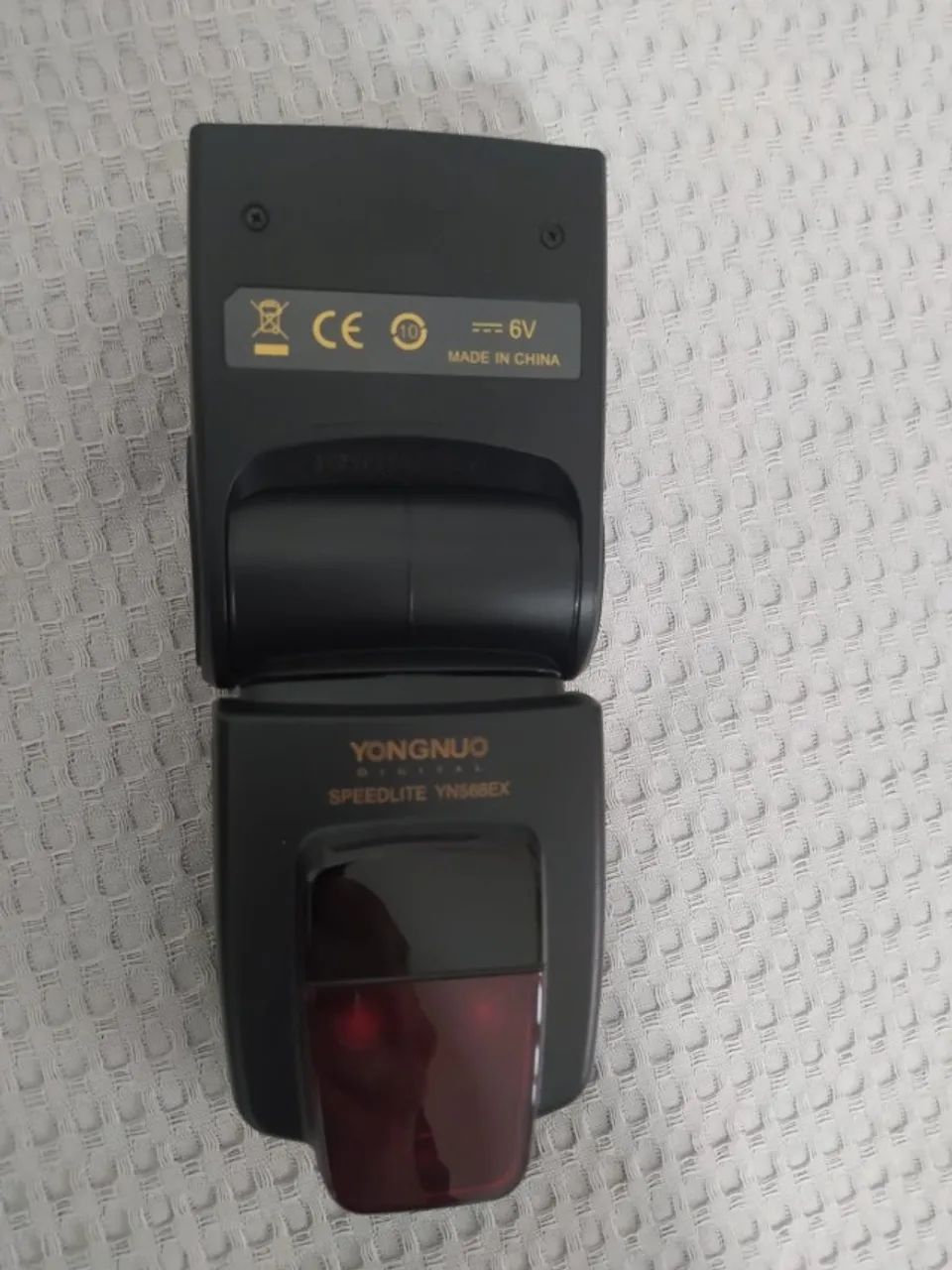 Flash Yongnuo Speedlite YN568ex funcionando perfeitamente.