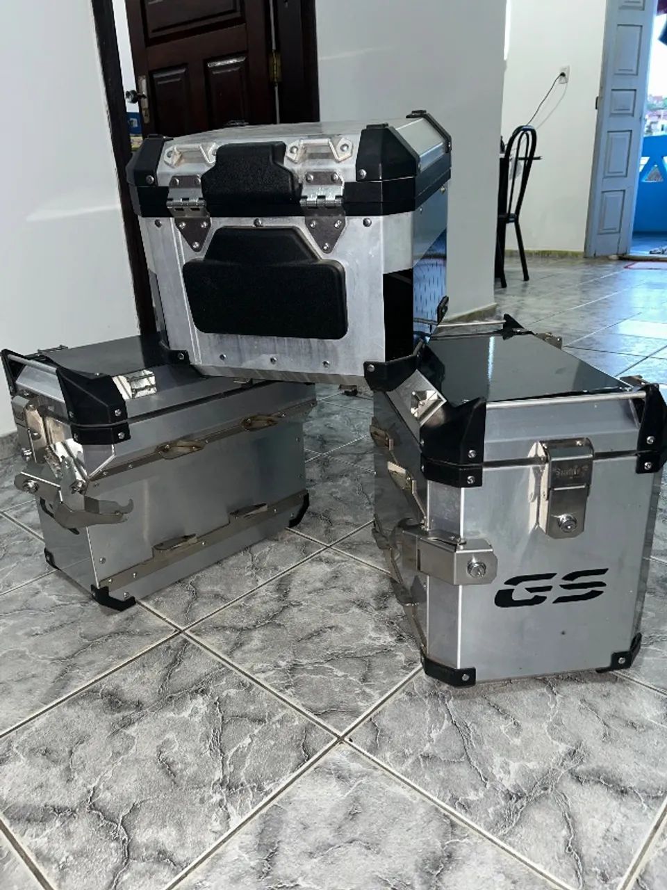 Baús F850 top case original BMW e laterais Brás acessórios.