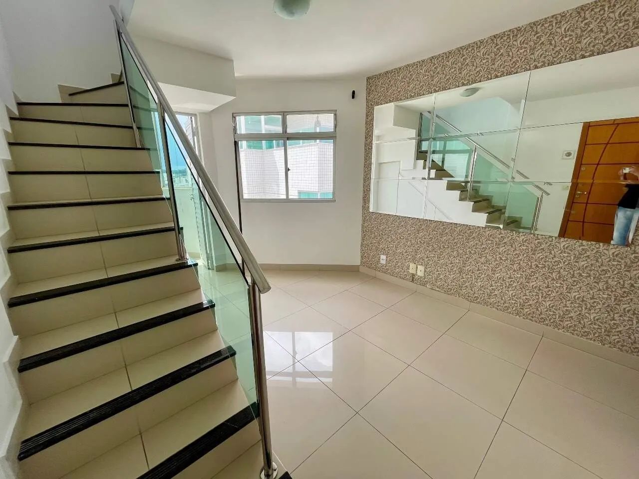 Cobertura para aluguel, 3 quartos, 1 suíte, 2 vagas, Castelo - Belo Horizonte/MG