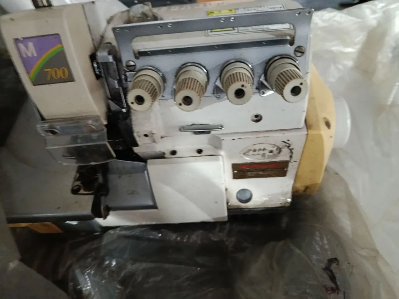 Máquina de Costurar Overlock Industrial M700 - Foto 4