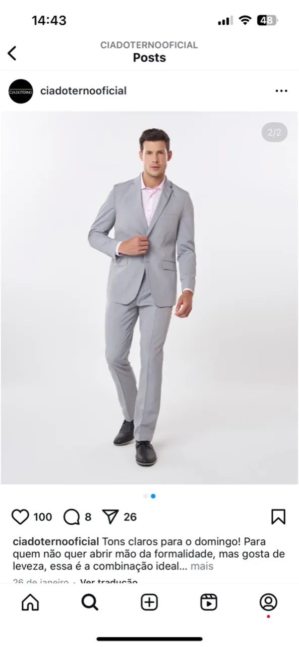 Terno cinza claro elegante para homem