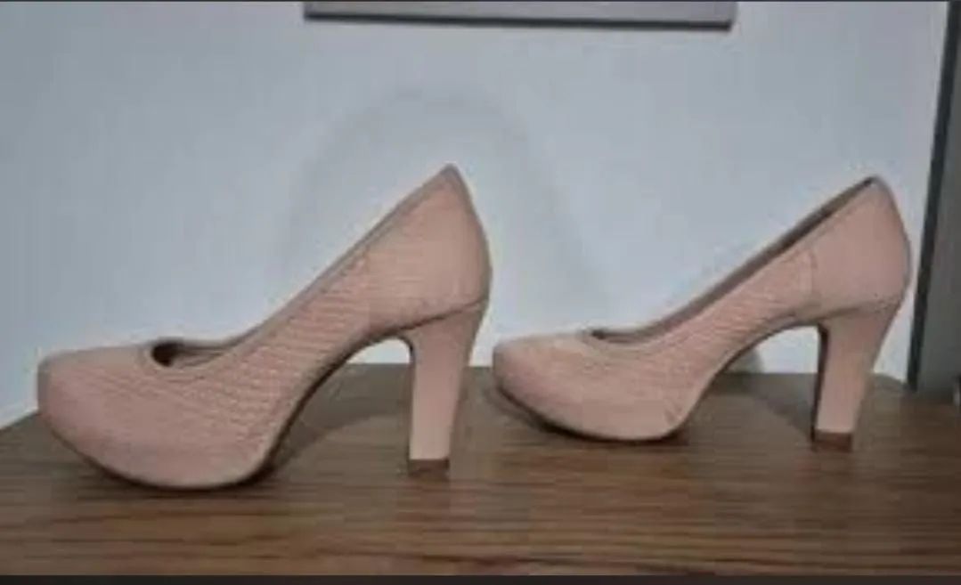 Sapatos de Salto Rosa/ Bege