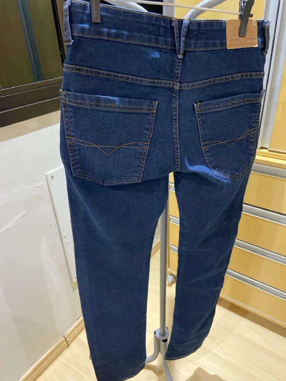 Calça Jeans azul escuro - Foto 2