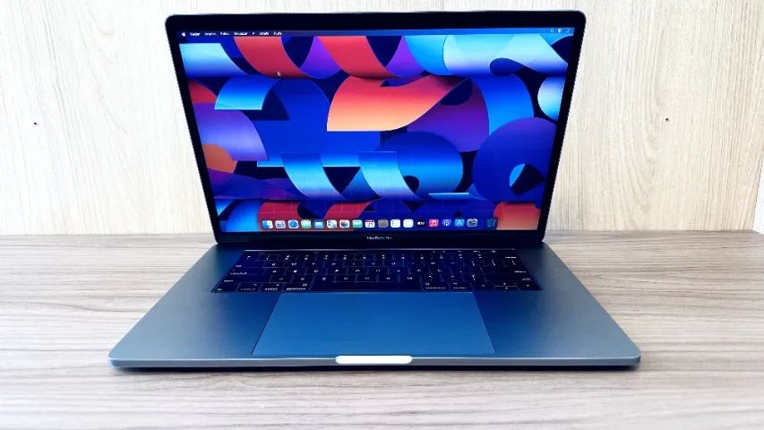 macbook pro 2019 15