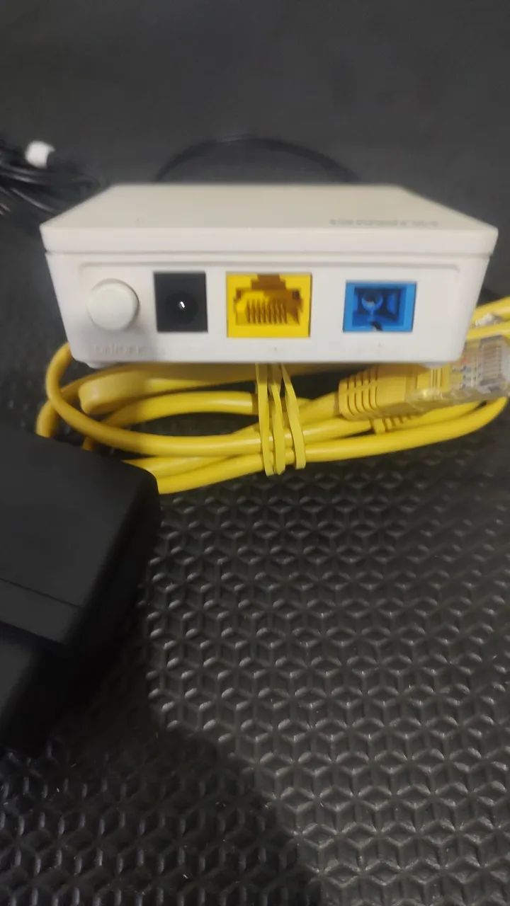 Modem Huawei ONT - Fibra Ótica - (Em ótimo estado)  - Foto 2