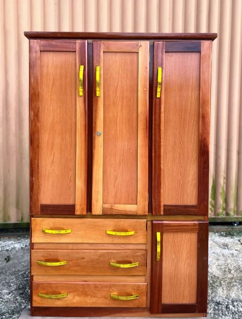 GUARDA-ROUPA 3 PORTAS64330721694595120