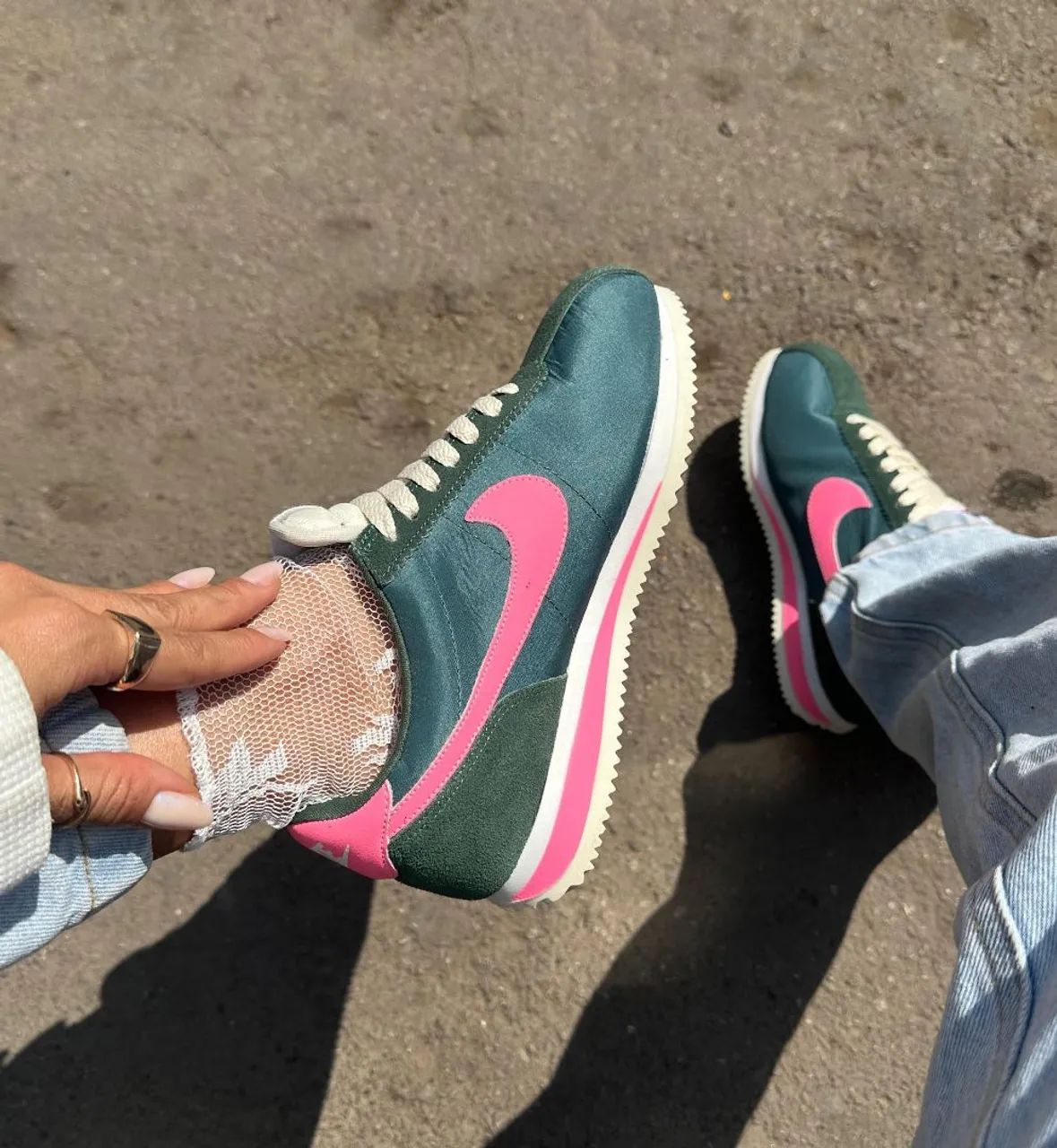 Tênis Nike Cortez Feminino - Verde e Rosa - Foto 2