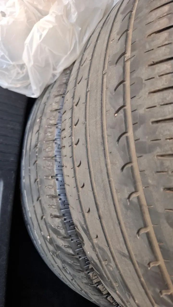 Pneu 215 55 17 goodyear  - Foto 5