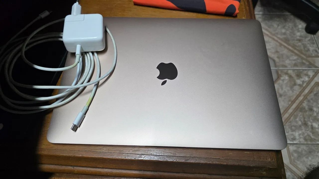 MacBook Air Retina 13? 2018 | 8GB RAM | SSD 128GB | Impecável