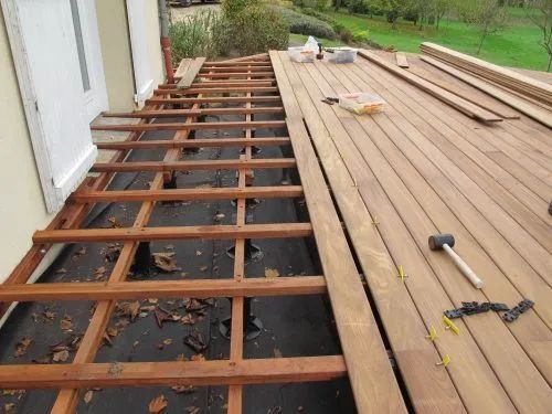 Deck de Madeira para Jardim - Foto 2