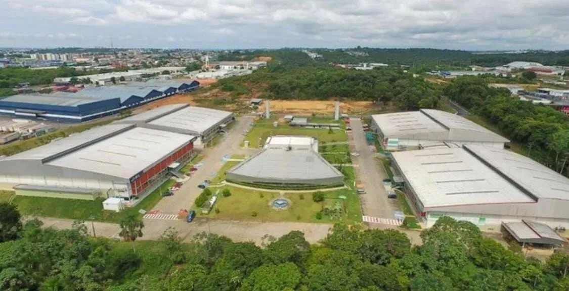 Galpão p/ Locaçlãao med.6400 m2 Industrial e logístico Torquato Tapajós!