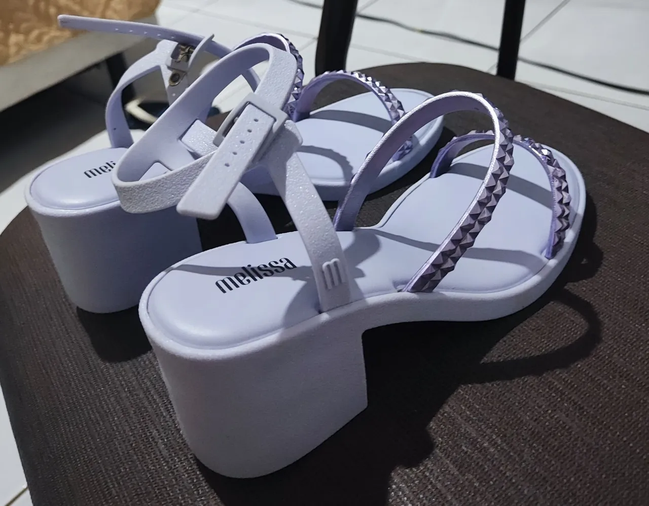Sandália Melissa Roxo com Detalhes - Nova!