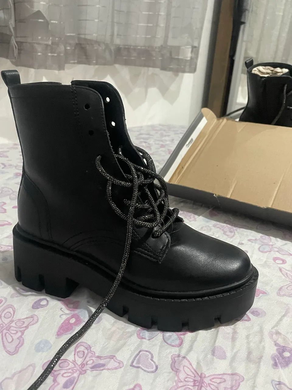 Bota preta 