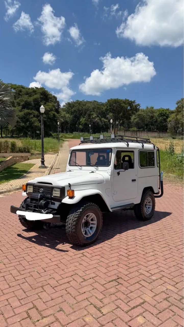 Toyota Band.Jipe Cap.de Aço Chas. Curto Diesel 1993