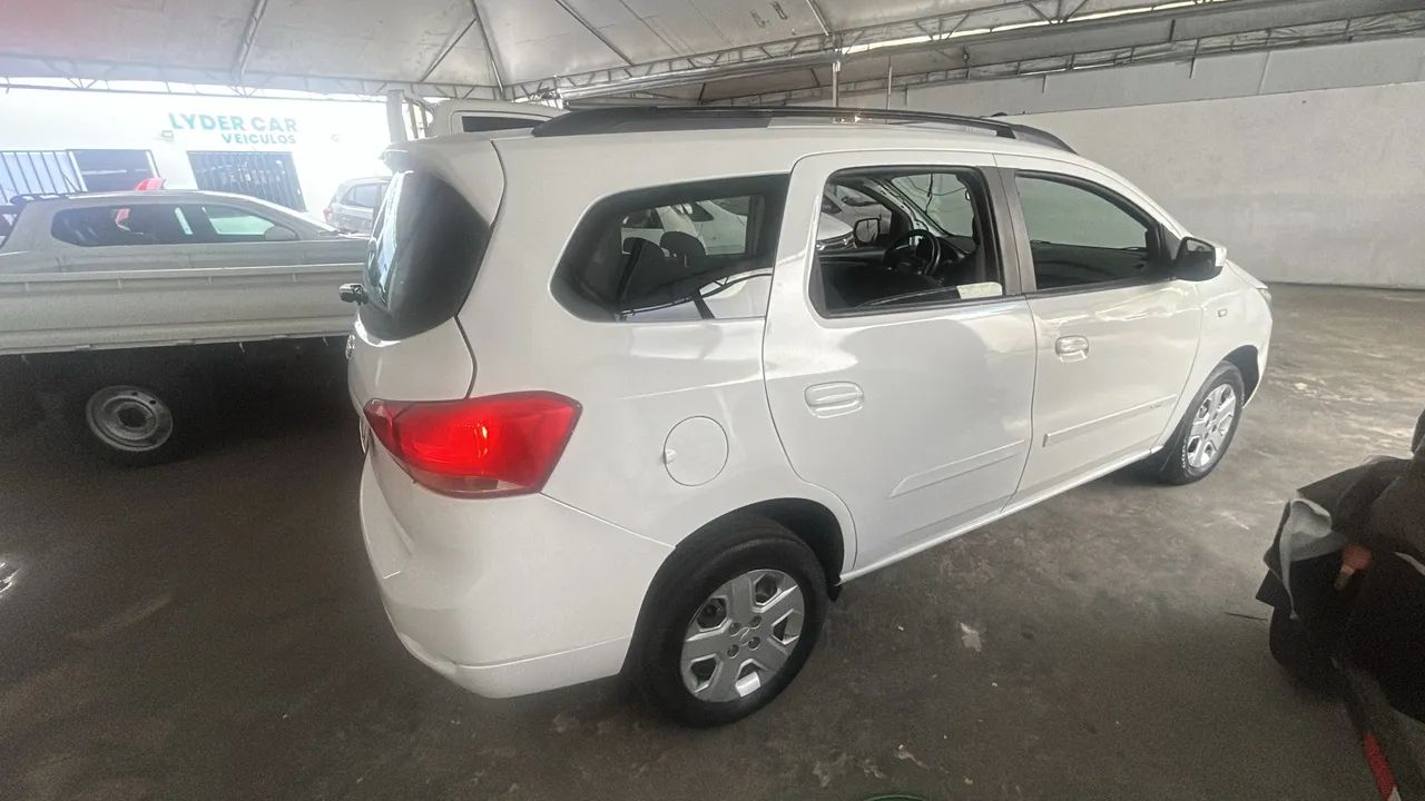 Chevrolet Spin SPIN LS 1.8 8V Econo.Flex 5p Mec. 2020