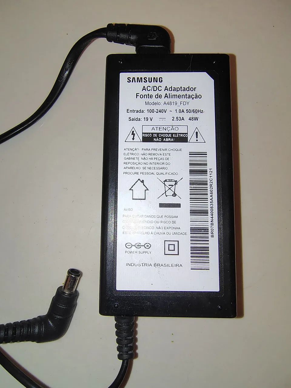 fonte notebook Samsung 19v 