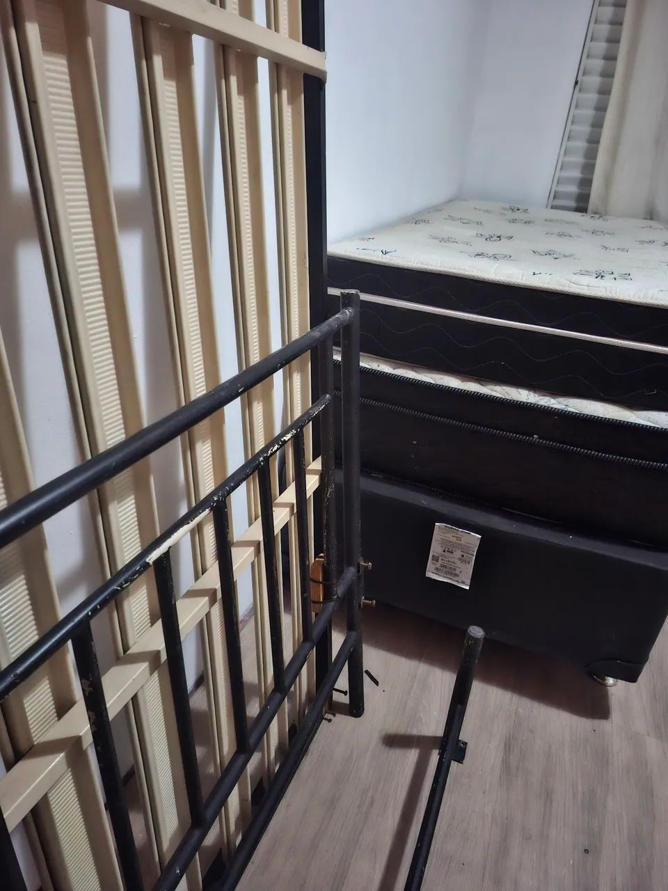 Camas box solteiro