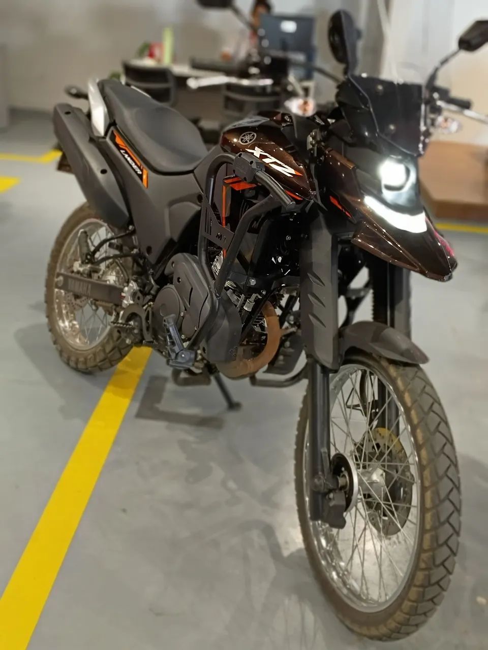 XTZ 250 LANDER - Foto 4
