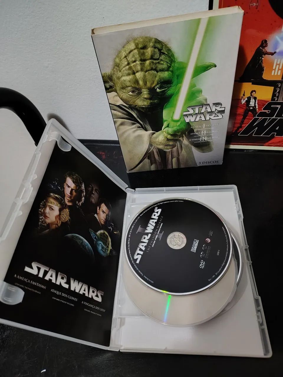 coleção star wars 6 dvds + placa decorativa - Foto 4