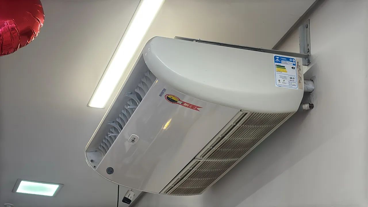 2 Ar Condicionado Carrier e Daikin 36000 e 18000 BTUs - Perfeitos  - Foto 2