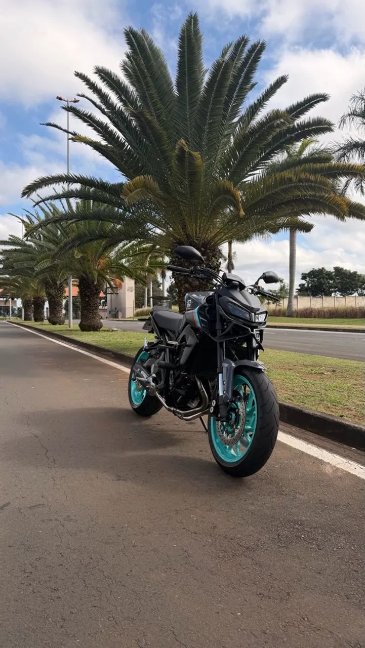 Yamaha MT09 - Foto 5