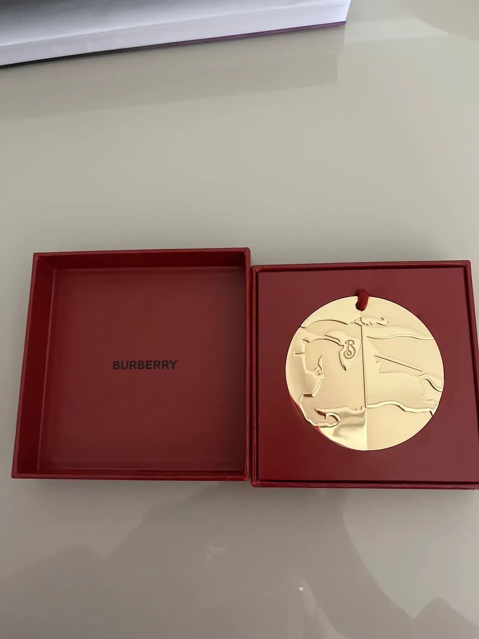 Chaveiro Burberry.  - Foto 2