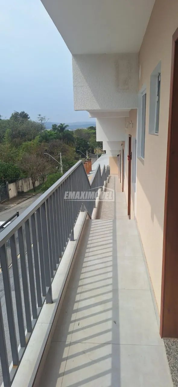 Kitnet com 1 quarto no bairro Jardim Santa Fé - Foto 3
