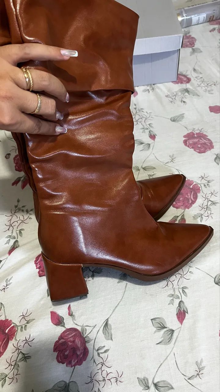 Bota caramelo 38 - Foto 2