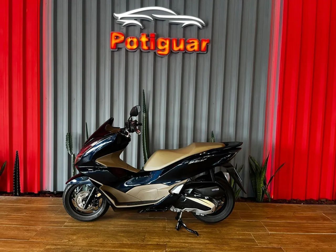 HONDA PCX DLX - Foto 2
