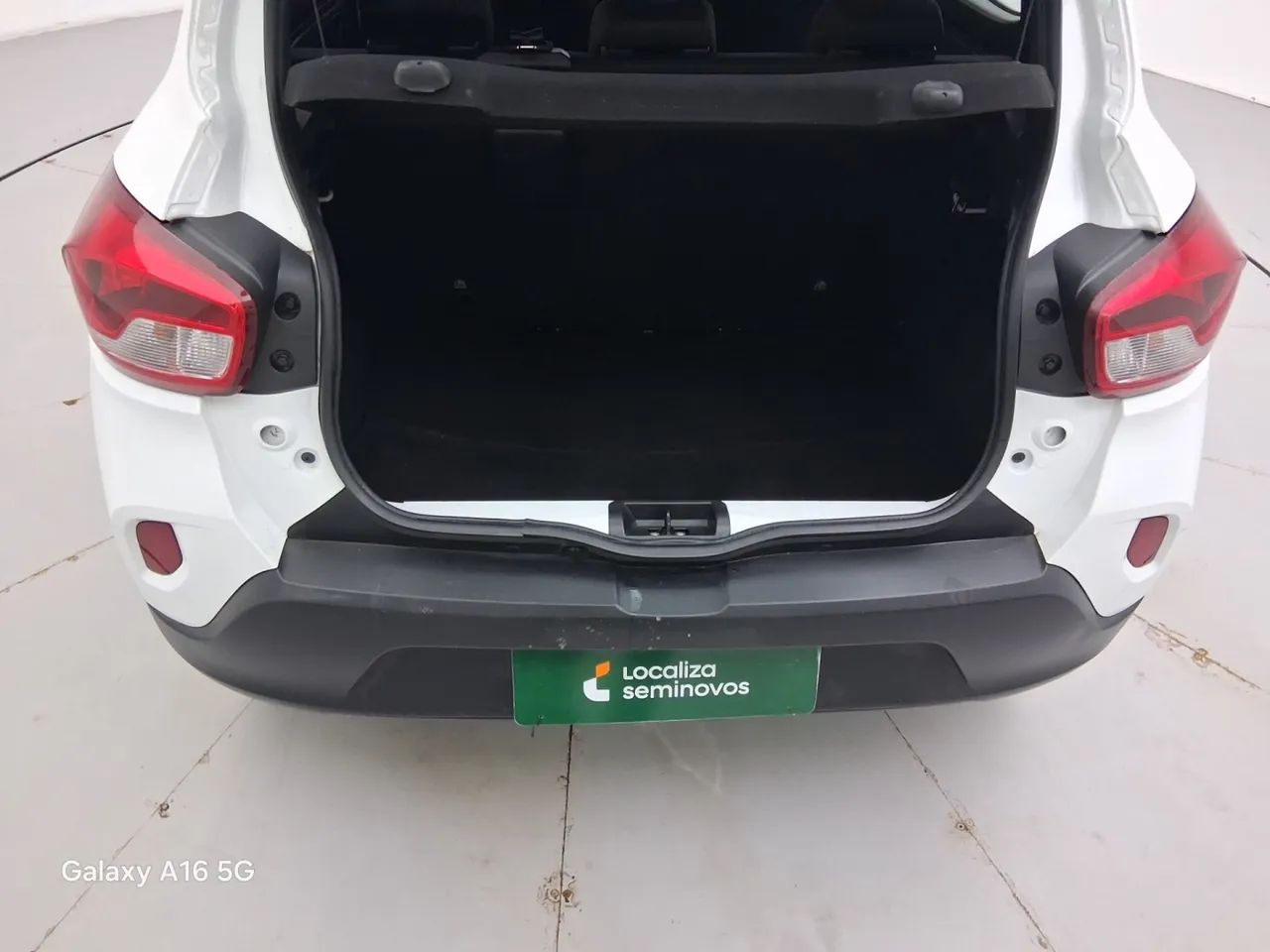 Renault Kwid 1.0 Zen, foto 9 de 18